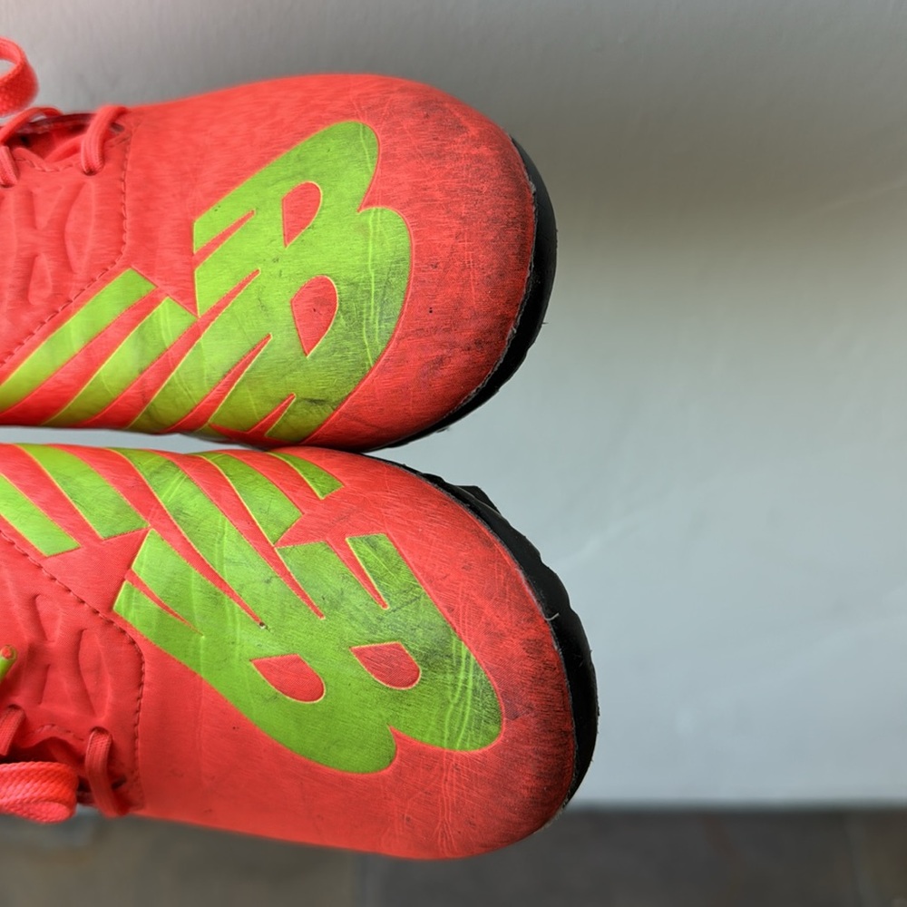 New Balance Furon Youth Soccer cleats - Picture 6 of 8